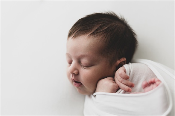 newborn messina wrap 